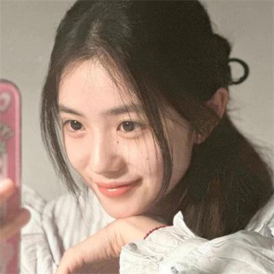 我才不要和人类恋爱呢